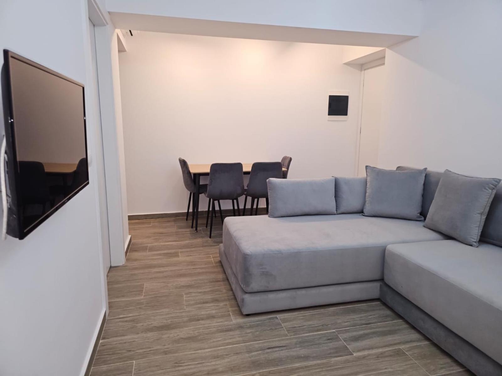 Ardit Seaside Apartment